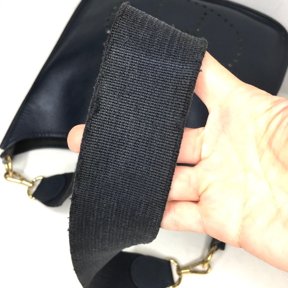 Authentic HERMES Evelyne GM crossbody bag Indigo navy leather - Picture 10 of 16